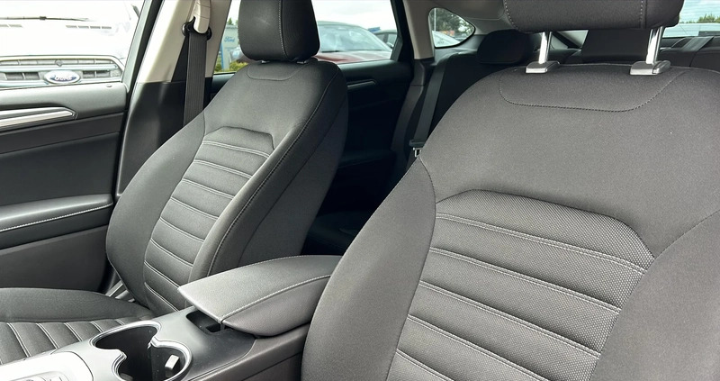 Ford Mondeo cena 66700 przebieg: 119568, rok produkcji 2018 z Radom małe 352